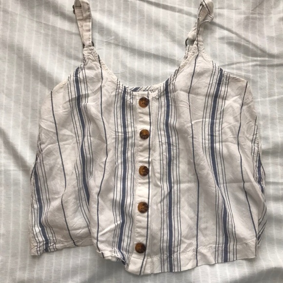 Hollister Tank - Picture 1 of 4